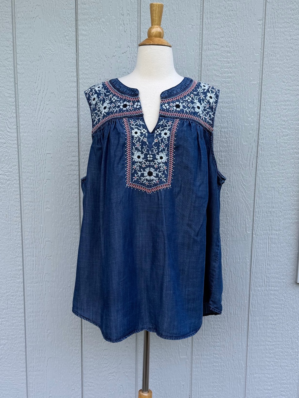 Talbots 3X Embroidered Tank Top